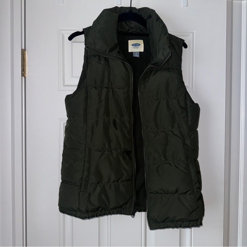 Old Navy Dark Green Quilted Vest - Picture 2 of 10